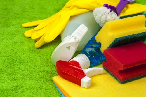 Clearing a flat and household items in Roehampton with local access challenges