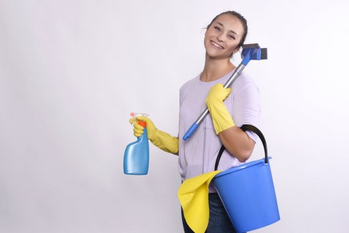 Residential and commercial clearance support for Roehampton customers